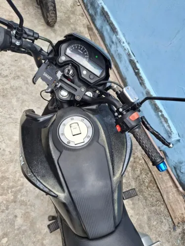 Moto seminova. Único Dono.