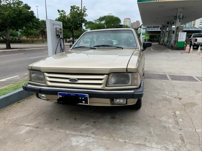 Ford Del Rey Ghia 1.8 / 1.6 2P E 4P 1990