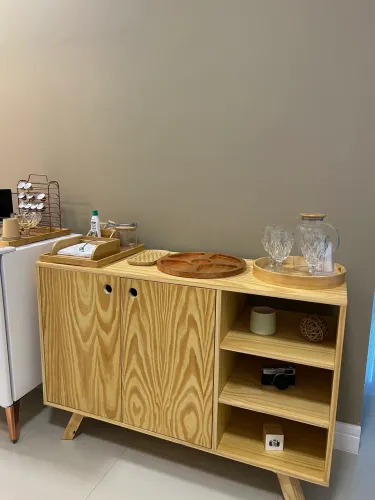 Buffet madeira pinus
