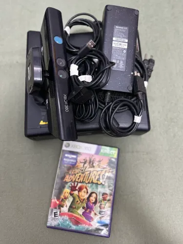Xbox 360 + Kinect 