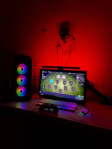 PC GAMER RX 6600