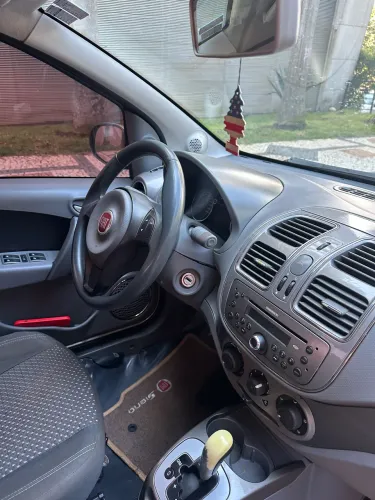 Fiat Grand Siena Essence Dual. 1.6 Flex 16V 2014