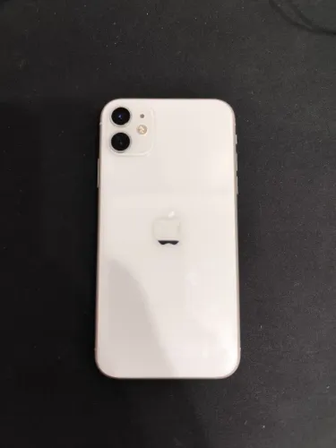 iPhone 11 64GB Branco