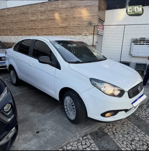 Fiat Grand Siena Attrac. 1.4 EVO F.flex 8V 2021