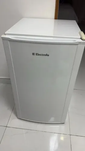 Frigobar Electrolux Uma Porta Re120 Branco Electrolux