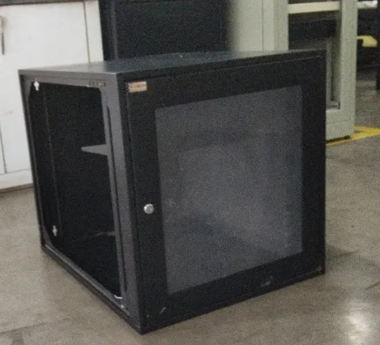 Mini Rack Parede 12u 670mm