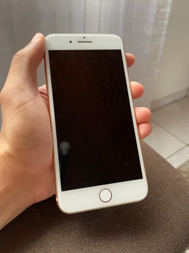 iPhone 8 Plus 64 GB