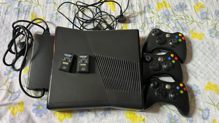 Vende-se Xbox 360 Desbloqueado 