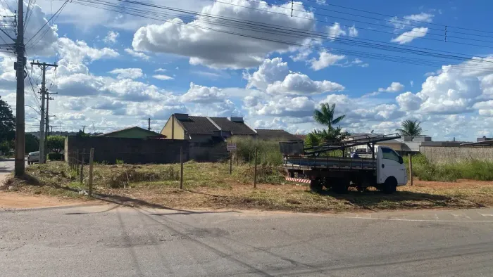 Leia a descrição: Esquina Comercial 437,50m² (Avenida Dona Florinda) Residencial São Marco