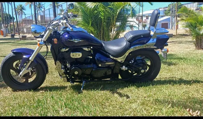 Vendo linda Boulevard 800cc