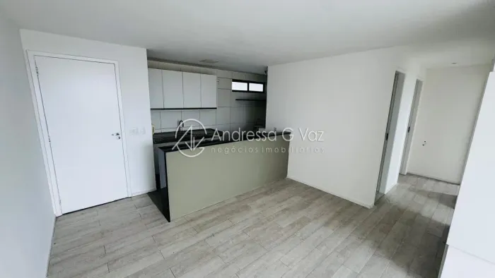 Apartamento de 64m² no Bairro de Casa Amarela