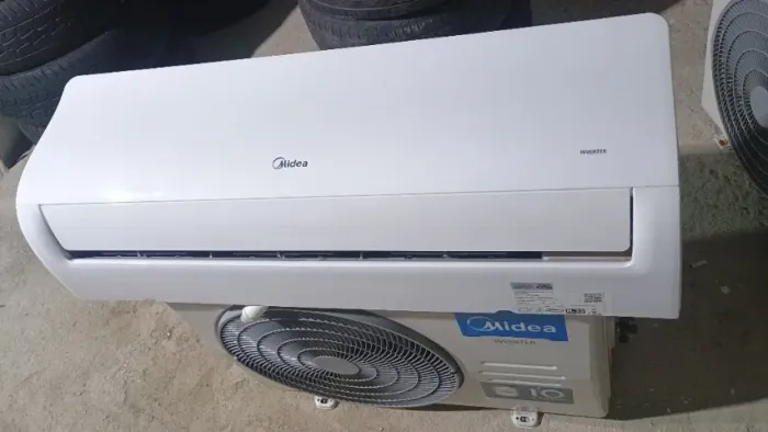 Ar Condicionado18000 BTUS COM INSTALAÇÃO  Quente e Frio Inverter Com IA SEMINOVO