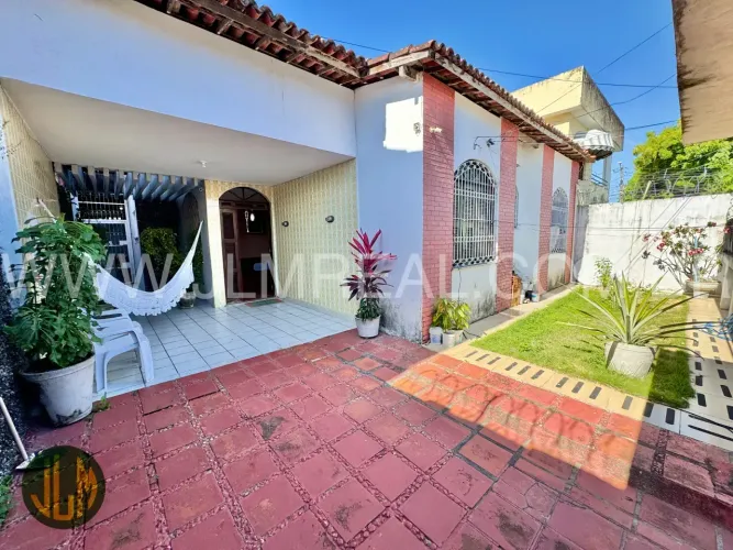 VENDO CASA COM 117m², NO BAIRRO MONTE CASTELO - FORTALEZA - CE