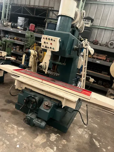 Fresadora universal industrial 