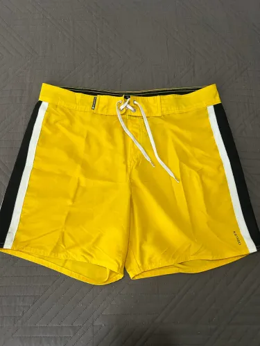 OSKLEN AMARELA Bermuda Surf Urban Stripes