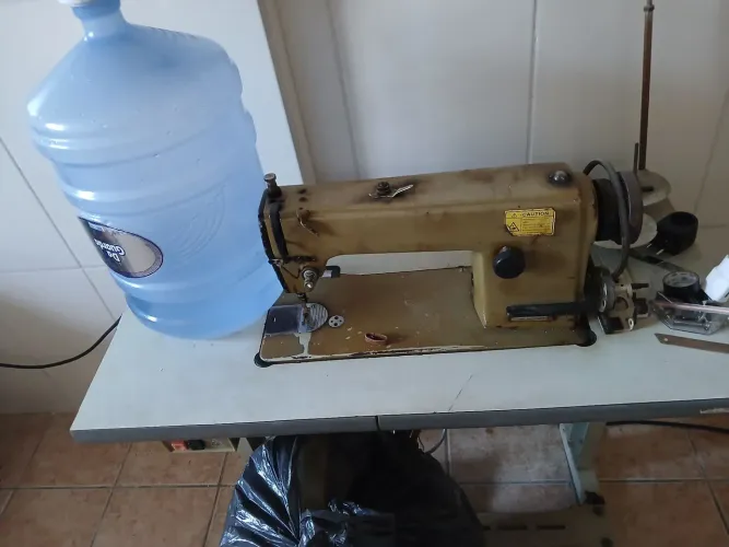 Vendo reta industrial ler anuncio