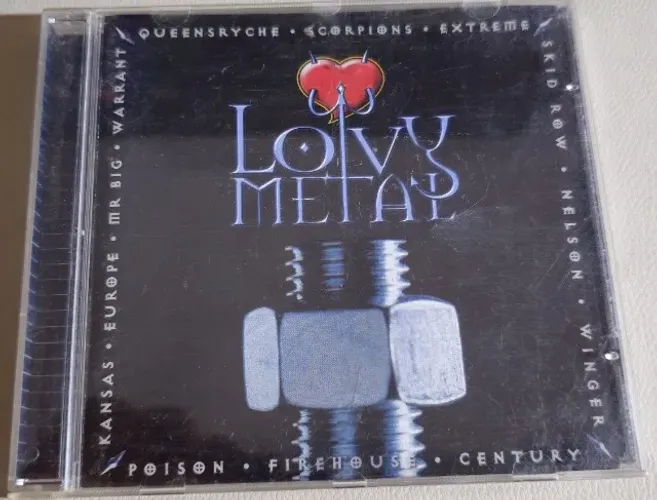 CD - LOVY METAL (SEM RISCOS, COM ENCARTE, EXCLENTES CONDIÇÕES)
