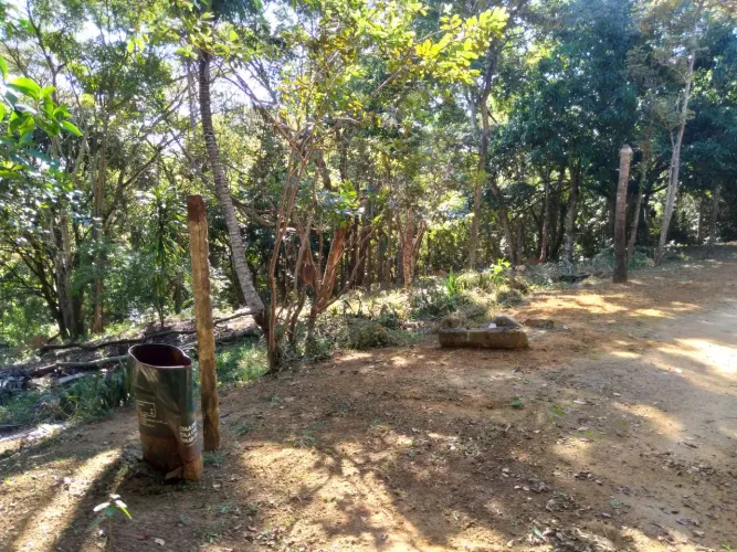 Chácara com 6.700.43mt2 próximo Cariacica Sede aceito veículo parte pagamento 3396-8084 