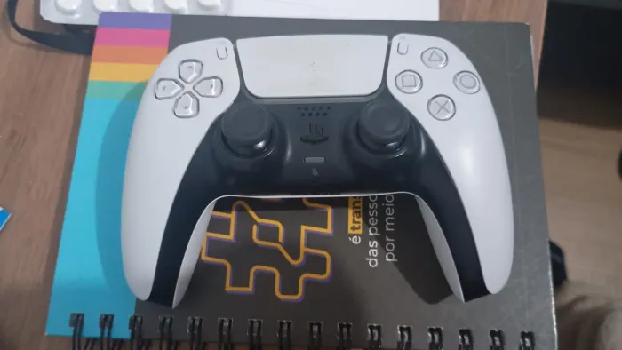 PS5 SLIM DIGITAL - Venda ou troca pelo Series X