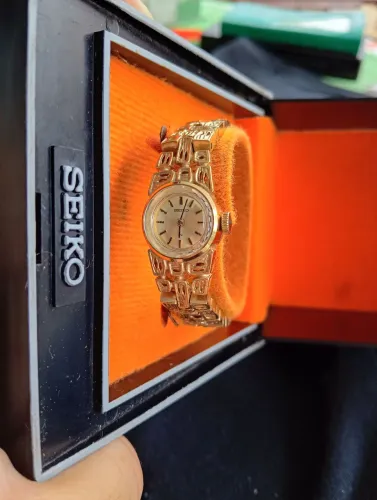 Relógio Seiko feminino antigo retrô modelo 110540