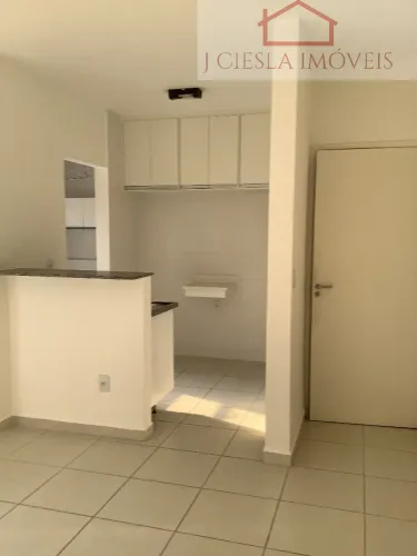 APARTAMENTO ALUGA COM 2 QUARTOS, NO MEDEIROS