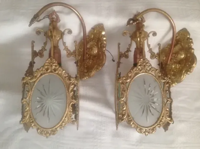 Arandela Colonial Em Bronze Dourado Ilhaluz / 2 Peças