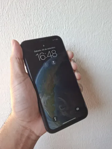 ? iPhone XR