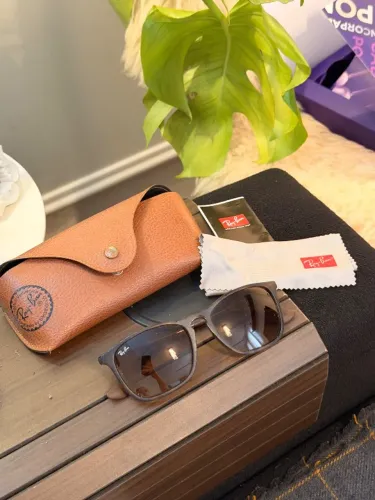 Óculos de sol Rayban Chris original