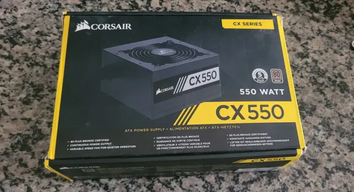 Fonte Corsair cx550