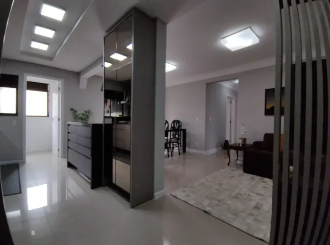 Oportunidade!  Apartamento para venda com 3 dormitórios na Carvoeira - Florianópolis - SC