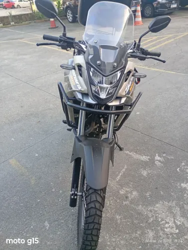 Moto Sahara ADV 300