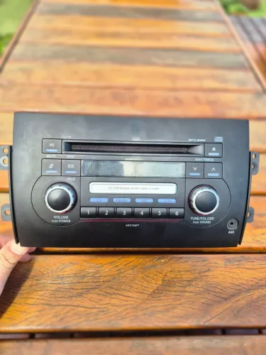 Rádio Original Suzuki SX4 / Grand Vitara - Clarion CLCR26 (Impecável)