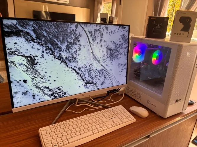 Pc gamer branco I5 10Th, 16Gb, 4Gb vídeo monitor 27? novo