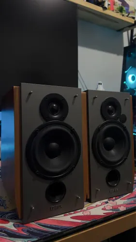 MONITOR DE ÁUDIO Edifier R1600TIII 60W RMS