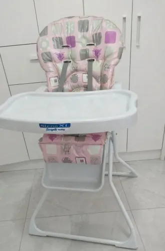 Cadeirinha de alimentação