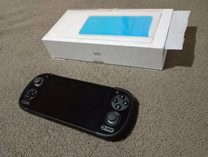 Retroid Pocket 6, SD 8 Gen 2, 8GB RAM, Preto