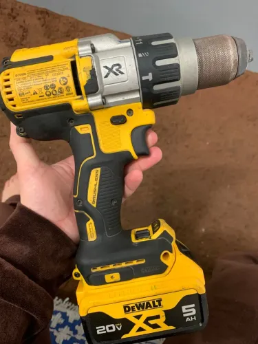 Parafusadeira Dewalt 20v 5ah