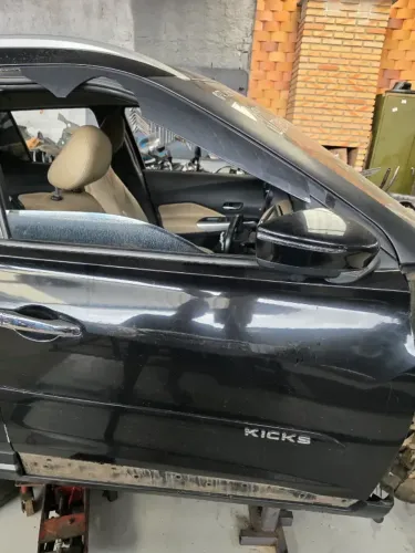 Porta Dianteira Direita Nissan Kicks 2017 A 2024 Original