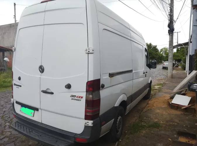 Mercedes-Benz Sprinter 311 Furgão Longo 2.2 Dies 2014
