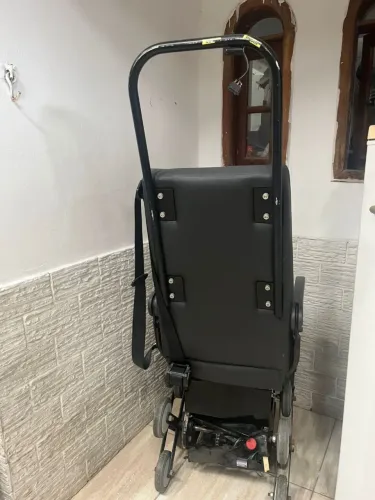 Vendo cadeira motorizada