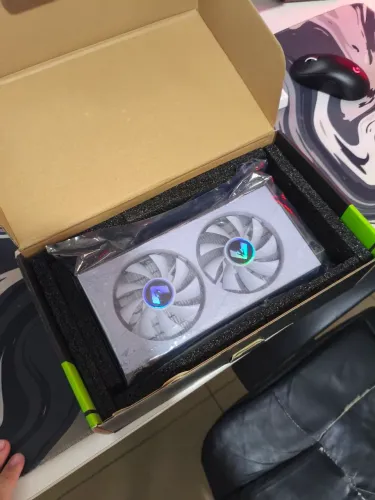RX 580 NA CAIXA