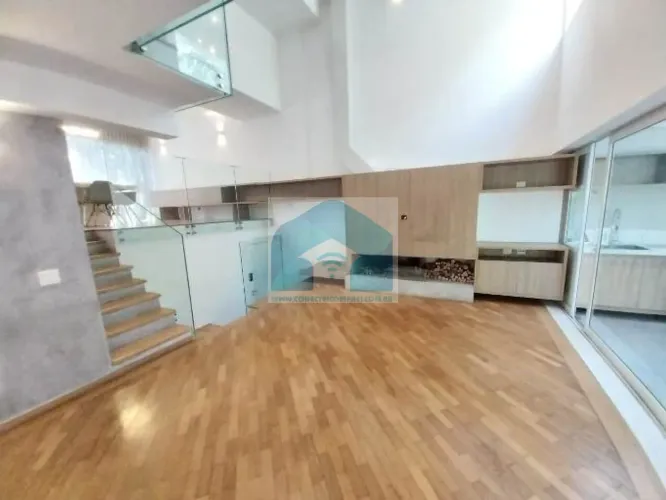 Campo Belo Casa em condomínio fechado para locação 4 suite , 4 vagas e piscina !