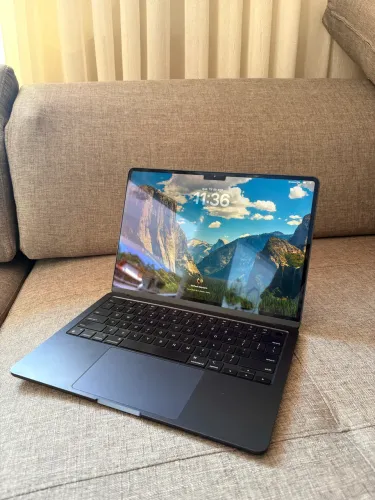 MacBook Air M3 16GB Memória 256GB armazenamento