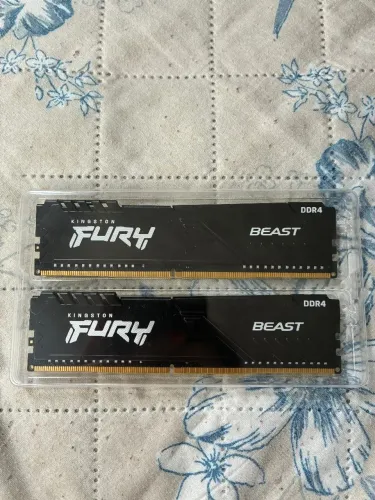 Memória Ram DDR 4 2x8 (16 GB)