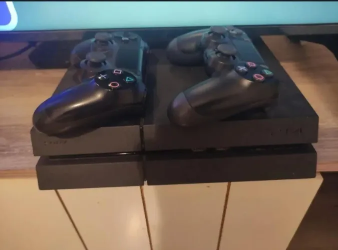 Vendo ps4 desbloqueado