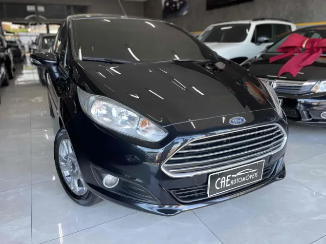 Ford Fiesta 1.0 Rocam SE Plus Hatch 8V Flex 4P Manual 2014