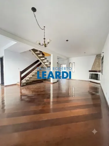 CASA EM CONDOMÍNIO - ALPHAVILLE - SP