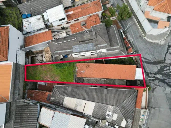 Terreno residencial para venda em Parque São Domingos , 325m²