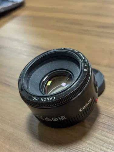 Canon EF 50mm f1.8 II