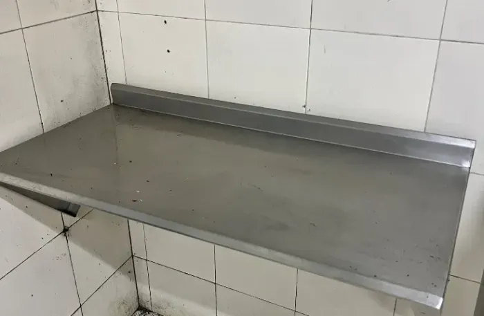 Prateleira / bancadas inox 